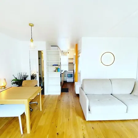 Appartamento Au Calme Sur Jardin Tres Bel Lumineux - Flat-guest Parigi
